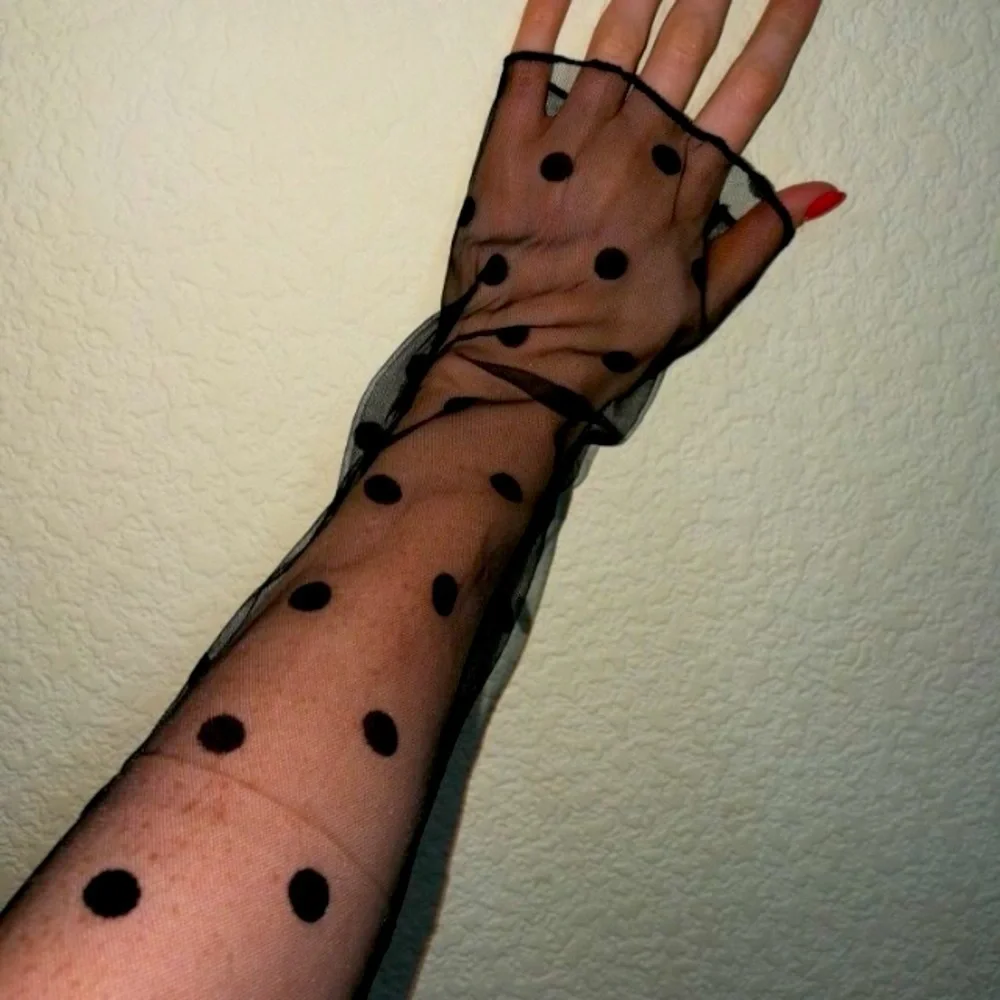 ($5 if bundled with full price item) Star Black Lace Sun Protectant Arm Sleeve